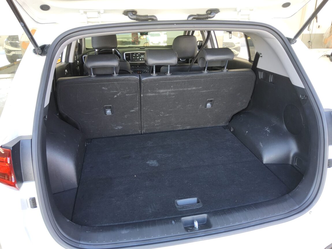 KIA SPORTAGE THE BOLD R2.0 DIESEL 2WD PRESTIGE 2021 - zdjęcie 15