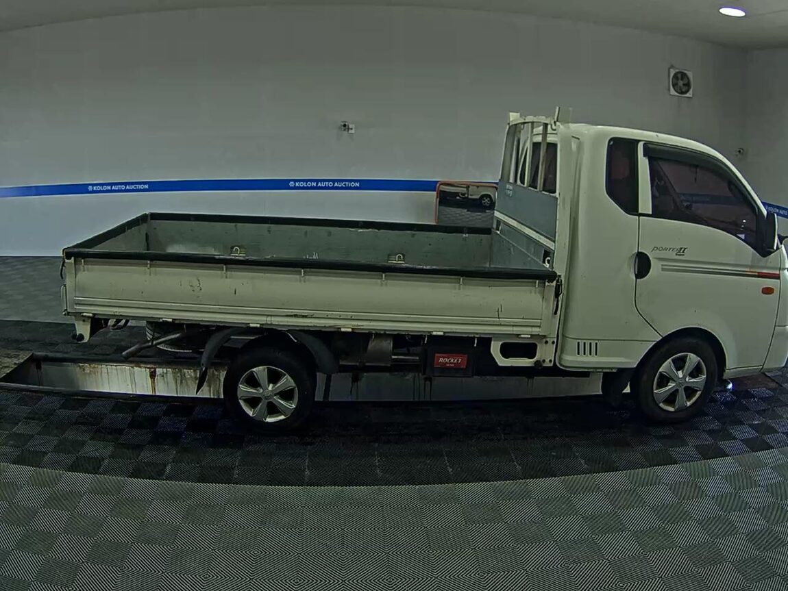 HYUNDAI PORTER II CRDi SUPER CAB EXTRA LONG WHEELBASE SUPER 2016 - zdjęcie 4