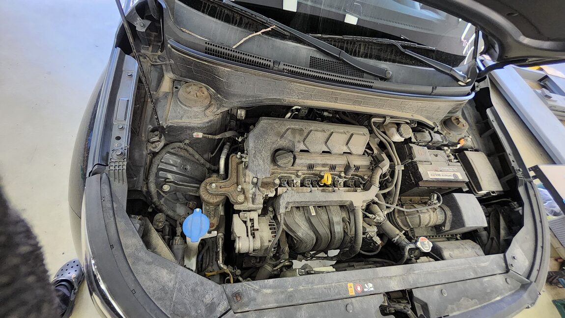 HYUNDAI VENUE 1.6 GASOLINE SMART 2020 - zdjęcie 19