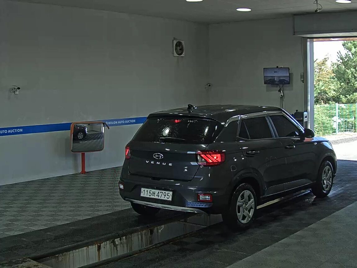 HYUNDAI VENUE 1.6 GASOLINE SMART 2020 - zdjęcie 5