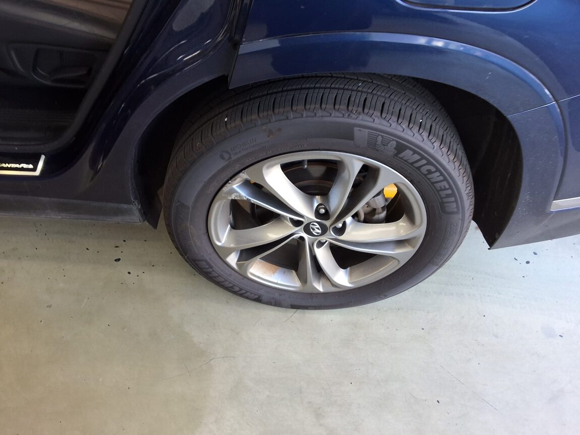 HYUNDAI SANTA FE (TM) R2.2 2WD INSPIRATION 2019 - zdjęcie 23