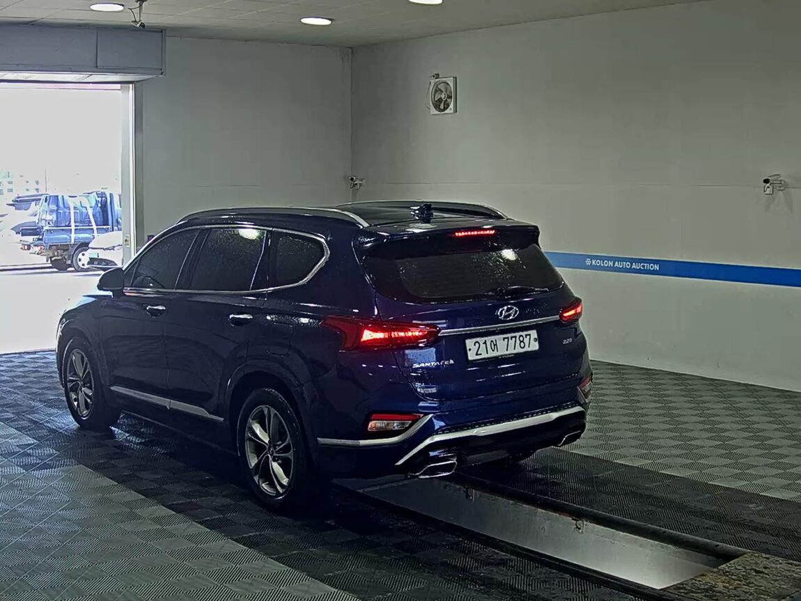 HYUNDAI SANTA FE (TM) R2.2 2WD INSPIRATION 2019 - zdjęcie 6