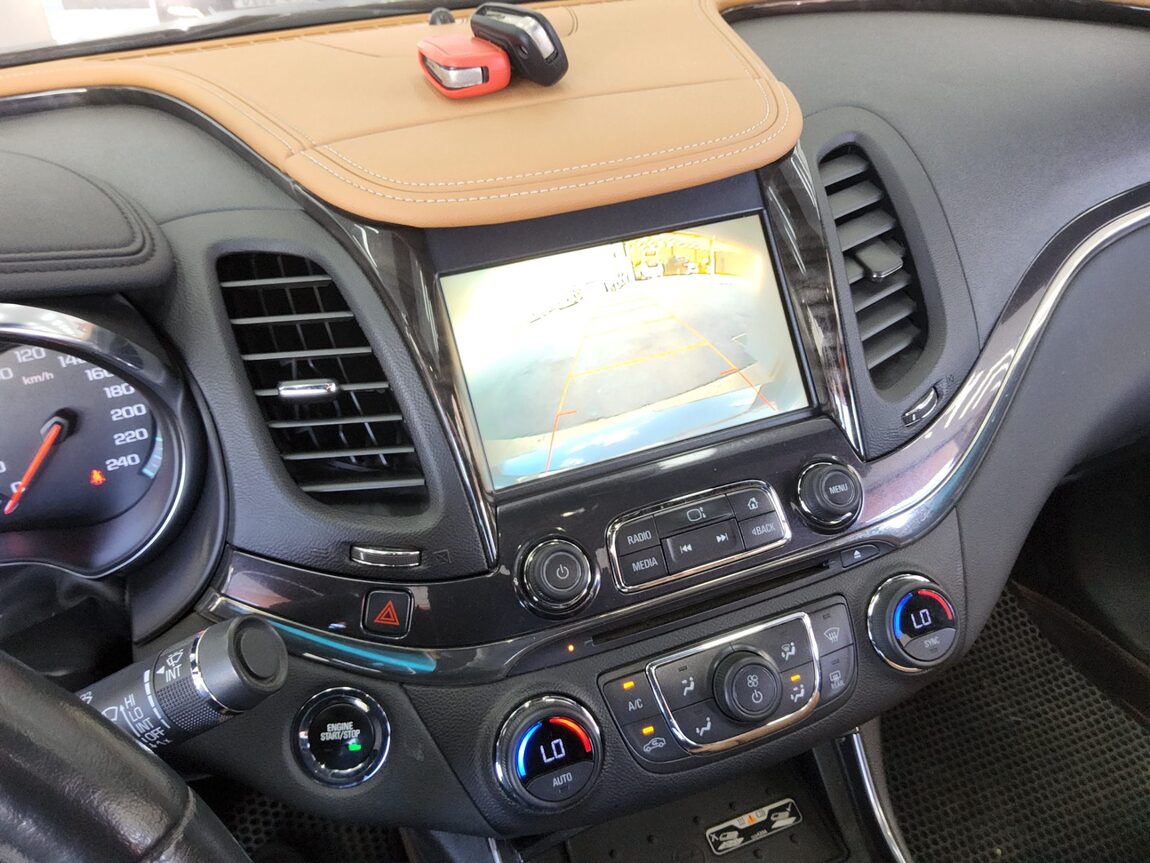 CHEVROLET (DAEWOO) IMPALA 3.6 LTZ 2016 - zdjęcie 17