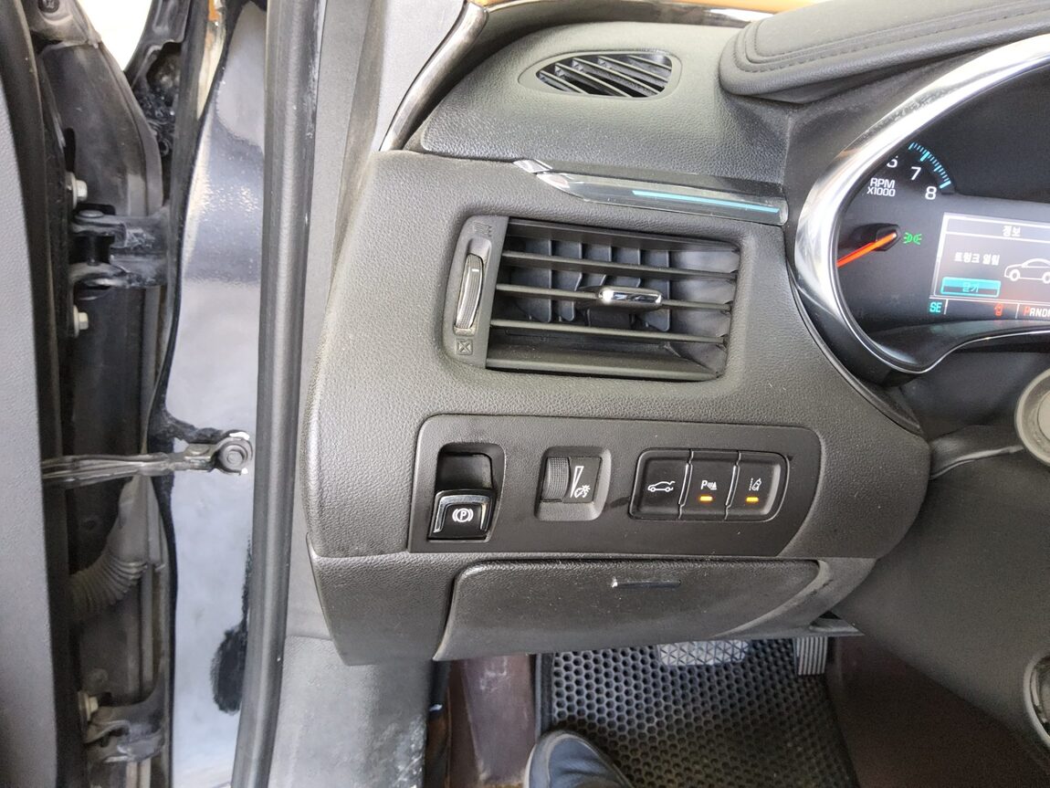 CHEVROLET (DAEWOO) IMPALA 3.6 LTZ 2016 - zdjęcie 19