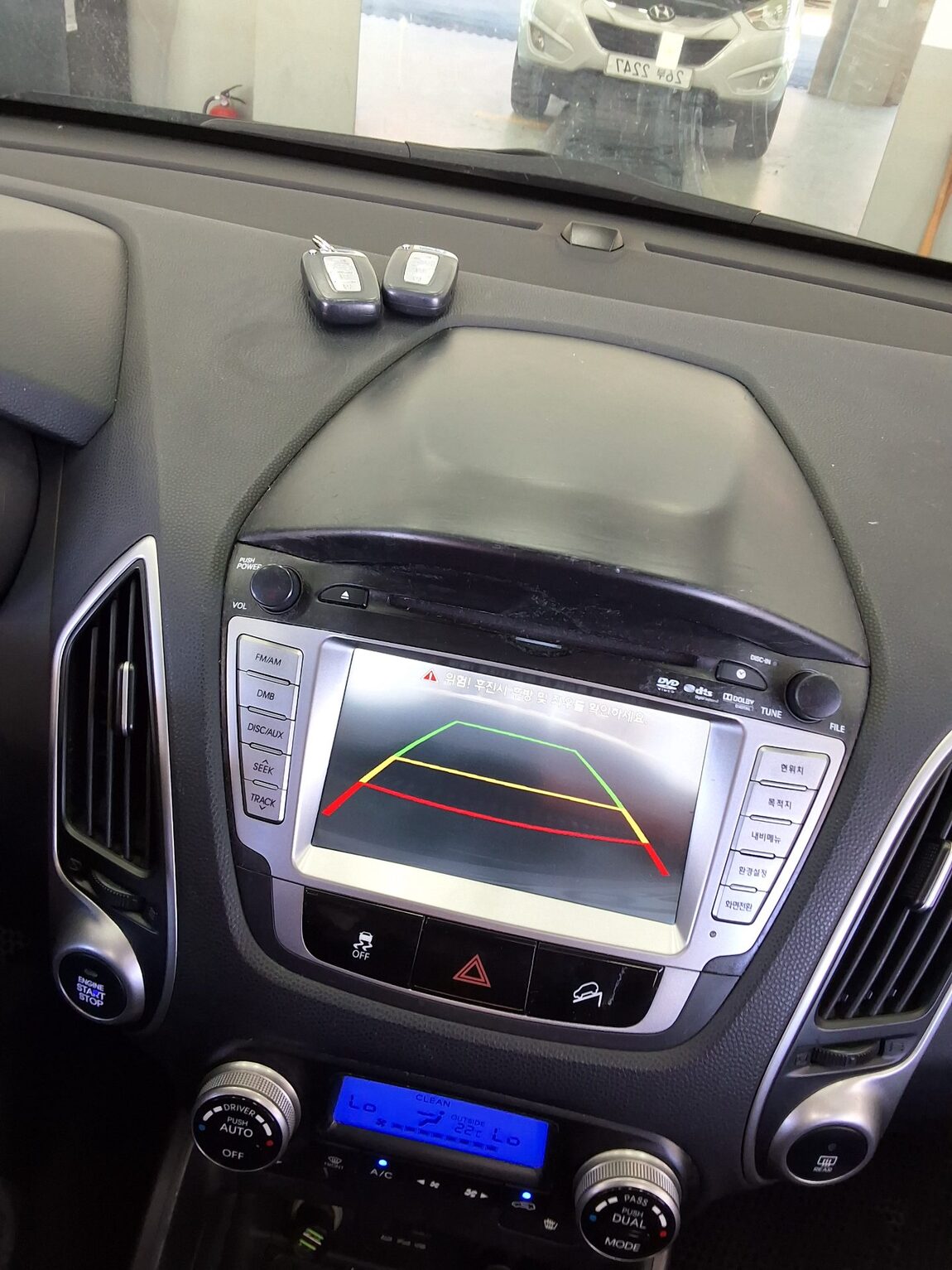 HYUNDAI TUCSON ix DIESEL R20 2WD LMX20 PREMIUM 2010 - zdjęcie 17