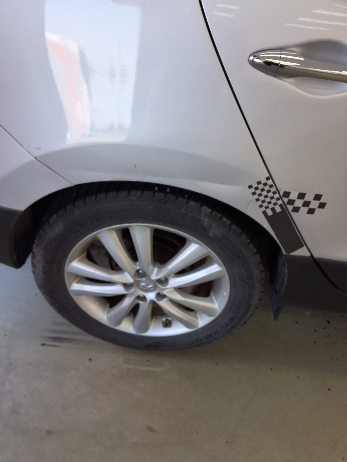 HYUNDAI TUCSON ix DIESEL R20 2WD LMX20 PREMIUM 2010 - zdjęcie 24