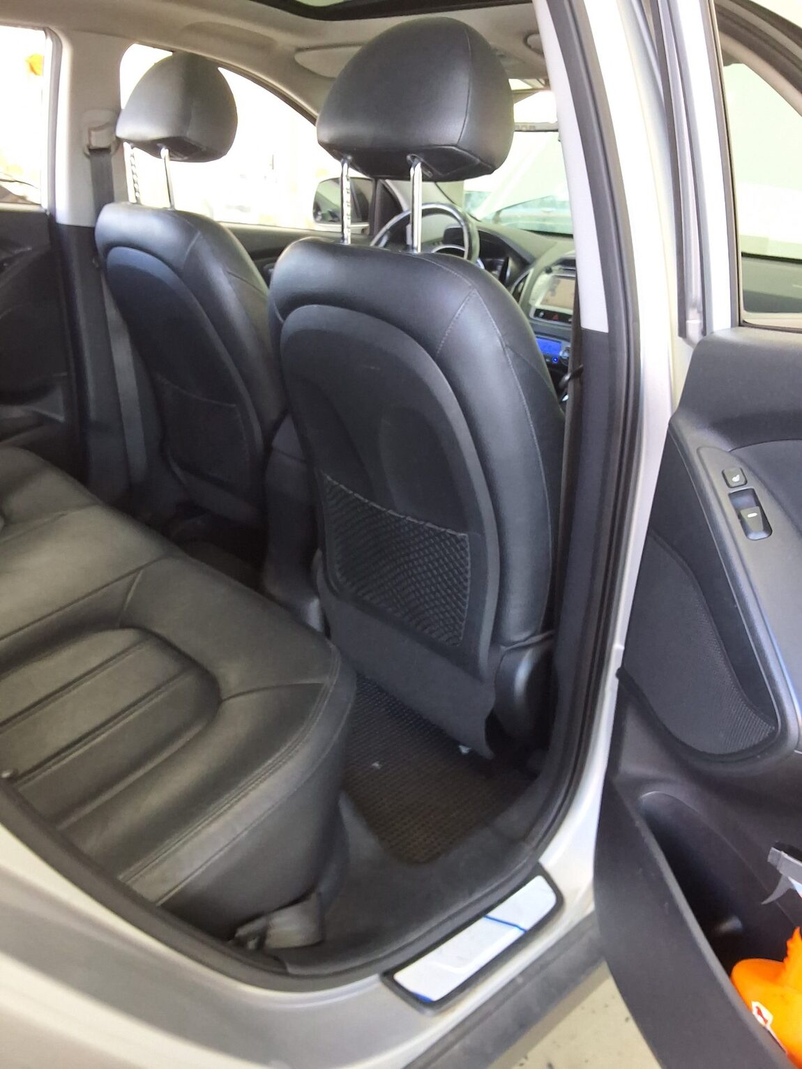 HYUNDAI TUCSON ix DIESEL R20 2WD LMX20 PREMIUM 2010 - zdjęcie 13