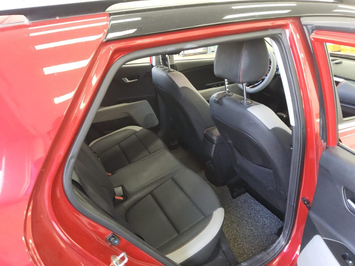 KIA STONIC U2 1.6 DIESEL PRESTIGE 2019 - zdjęcie 13