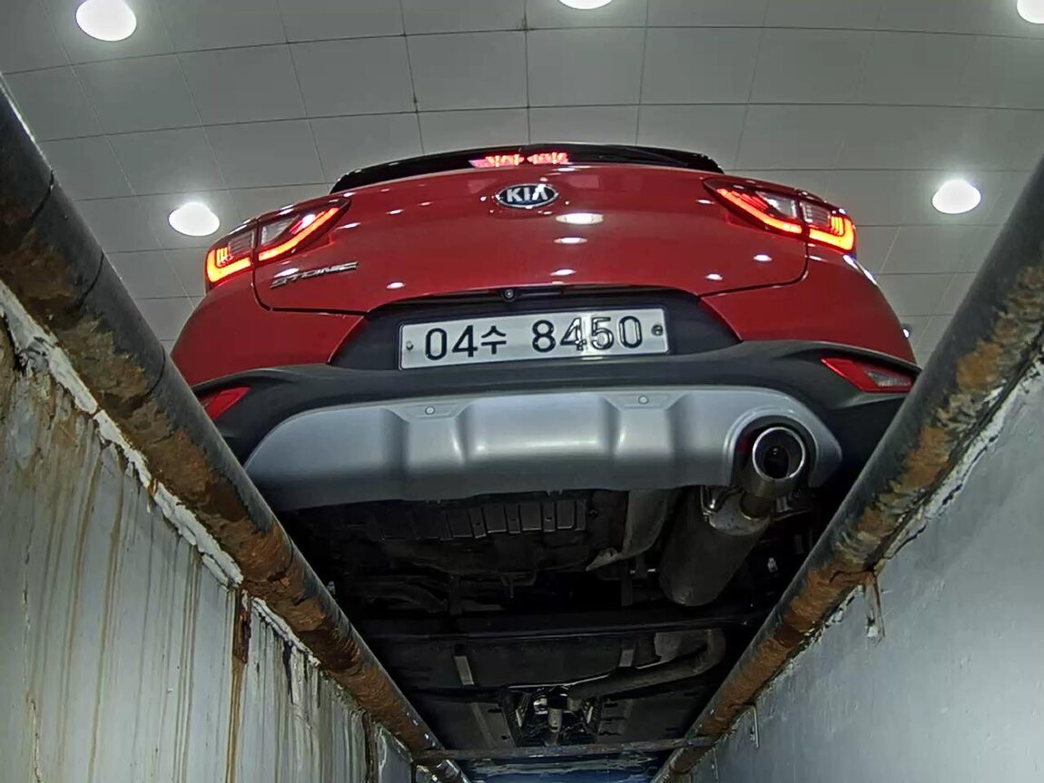 KIA STONIC U2 1.6 DIESEL PRESTIGE 2019 - zdjęcie 8