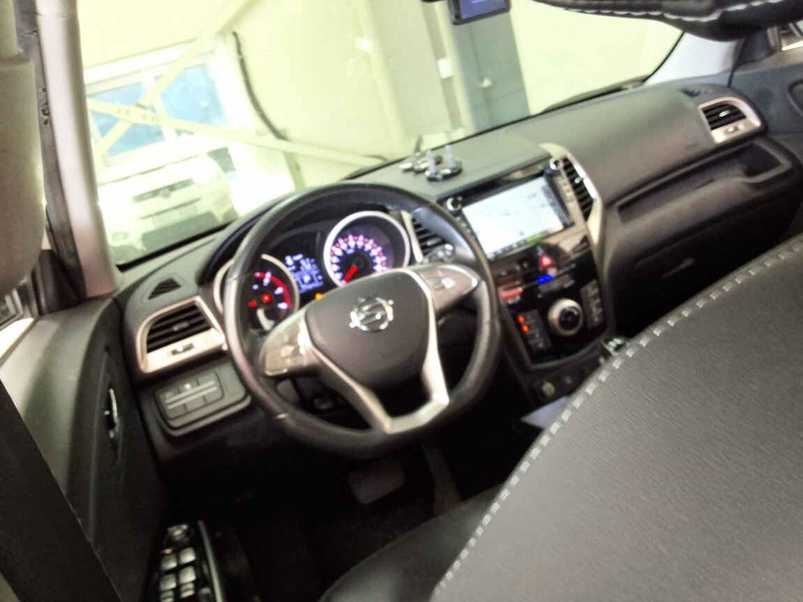 KG MOBILITY (SSANGYONG) TIVOLI DIESEL 2WD LX 2016 - zdjęcie 12