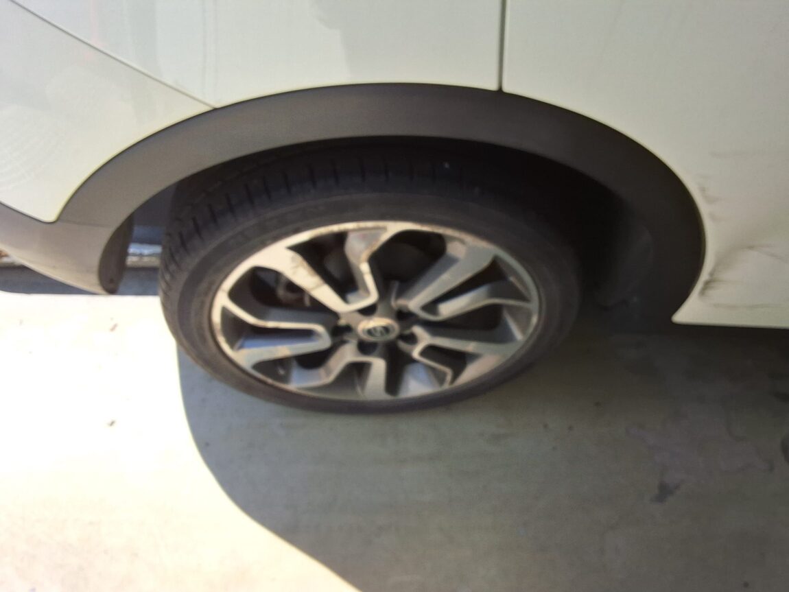 KG MOBILITY (SSANGYONG) TIVOLI DIESEL 2WD LX 2016 - zdjęcie 22