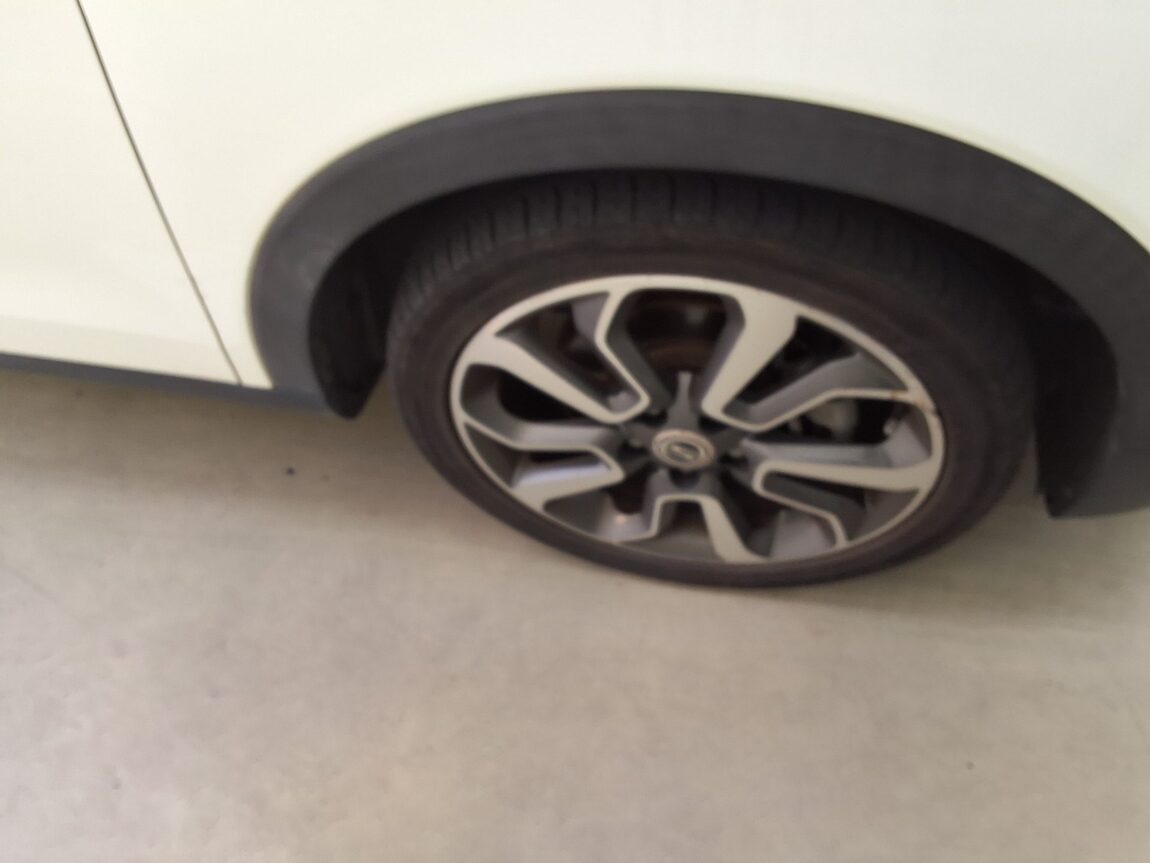 KG MOBILITY (SSANGYONG) TIVOLI DIESEL 2WD LX 2016 - zdjęcie 21