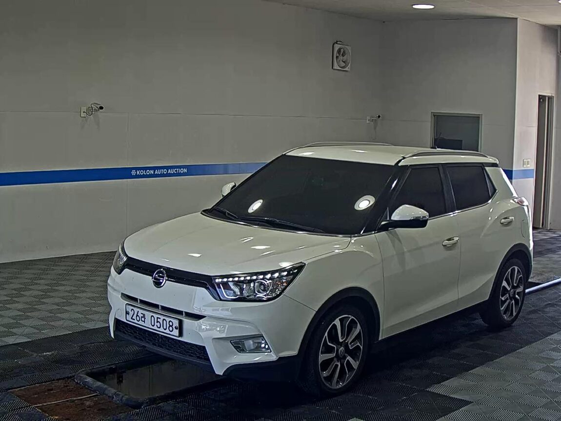 KG MOBILITY (SSANGYONG) TIVOLI DIESEL 2WD LX 2016 - zdjęcie 2