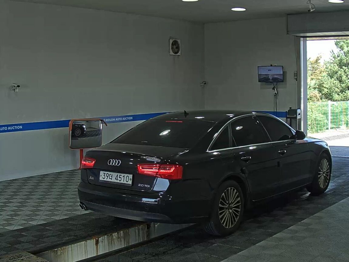 AUDI A6 (4TH GEN) 2.0 TDI 2014 - zdjęcie 5