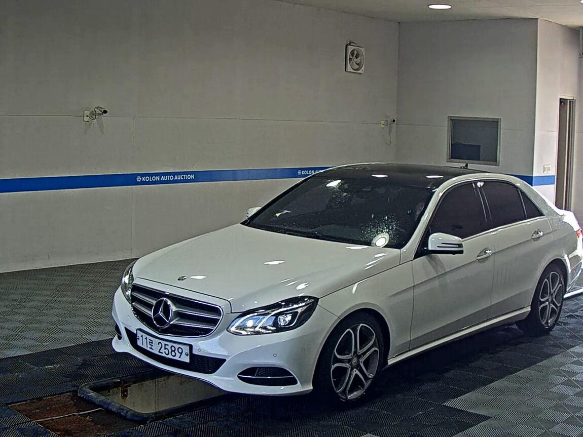 MERCEDES-BENZ E-CLASS (4TH GEN) E250 CDI BLUETEC 4MATIC AVANTGARDE 2015 - zdjęcie 2