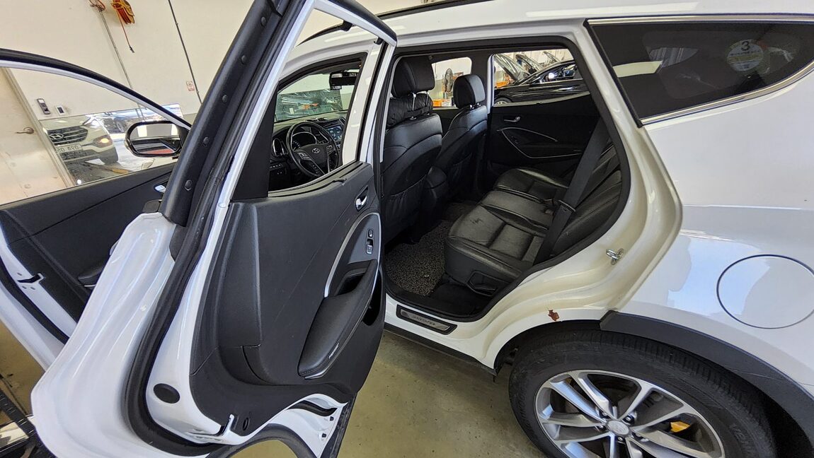 HYUNDAI SANTA FE THE PRIME DIESEL R2.0 2WD EXCLUSIVE 2016 - zdjęcie 12