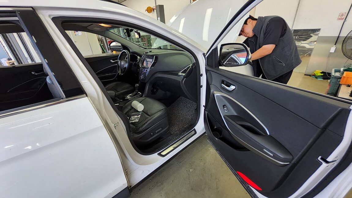 HYUNDAI SANTA FE THE PRIME DIESEL R2.0 2WD EXCLUSIVE 2016 - zdjęcie 14