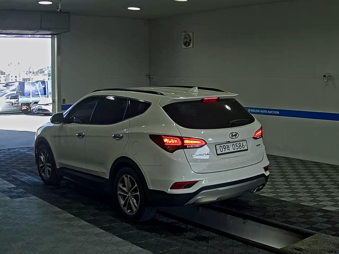 HYUNDAI SANTA FE THE PRIME DIESEL R2.0 2WD EXCLUSIVE 2016 - zdjęcie 6