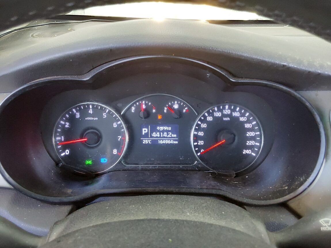 KIA ALL NEW CARENS 2.0 LPI PRESTIGE 2014 - zdjęcie 9