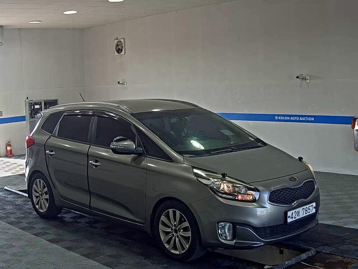 KIA ALL NEW CARENS 2.0 LPI PRESTIGE 2014 - zdjęcie 3