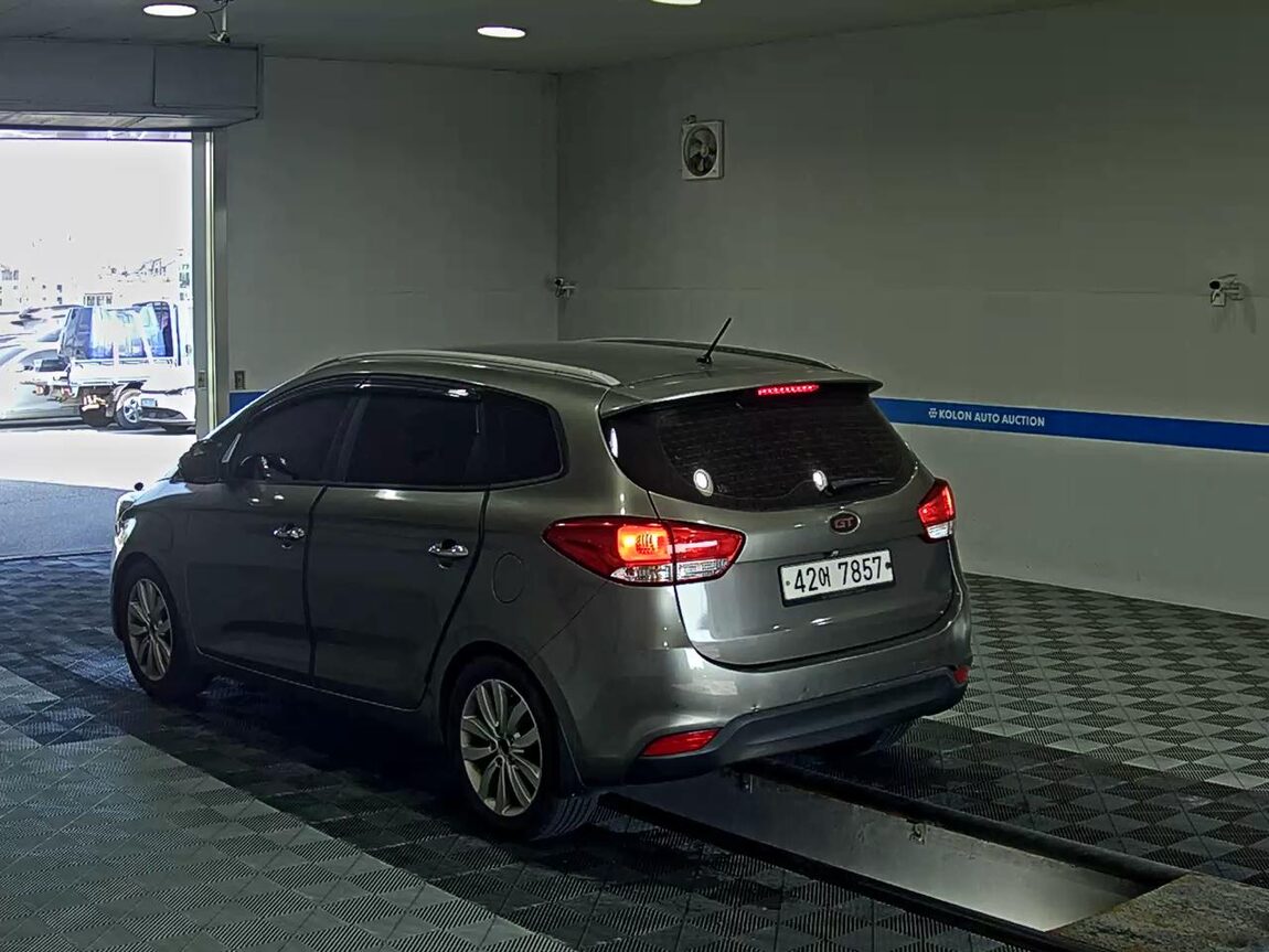 KIA ALL NEW CARENS 2.0 LPI PRESTIGE 2014 - zdjęcie 6