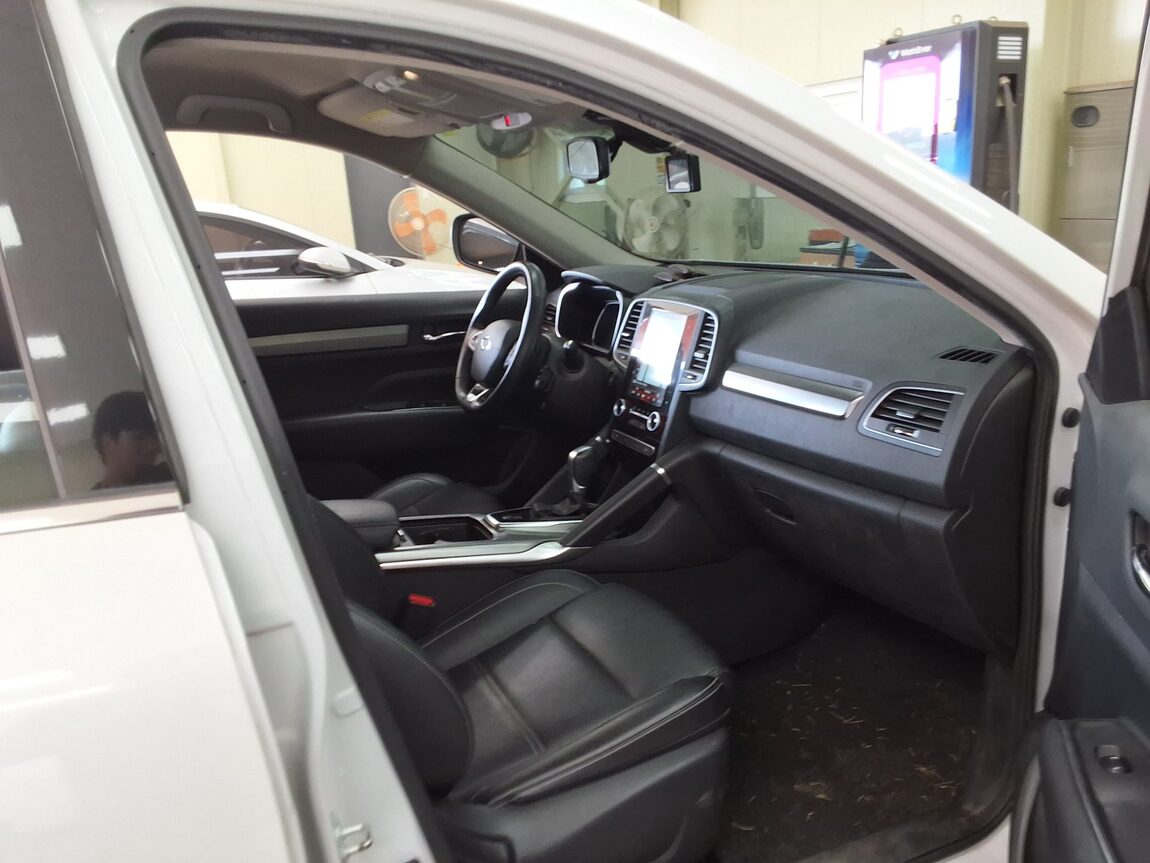 RENAULT (SAMSUNG) QM6 2.0 GDe 2WD LE 2019 - zdjęcie 15
