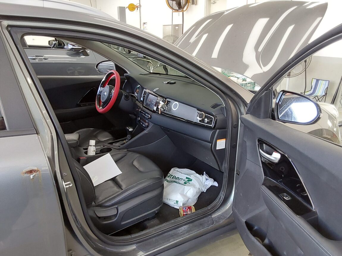 KIA NIRO 1.6 HYBRID PRESTIGE 2017 - zdjęcie 14