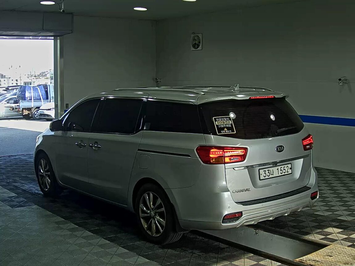 KIA THE NEW CARNIVAL 9-SEATER DIESEL PRESTIGE 2019 - zdjęcie 6