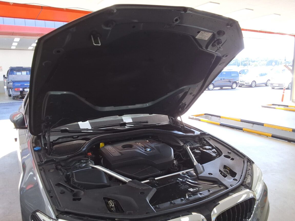 BMW 5 SERIES (7TH GEN) 530i xDRIVE M SPORT PACK 2018 - zdjęcie 18