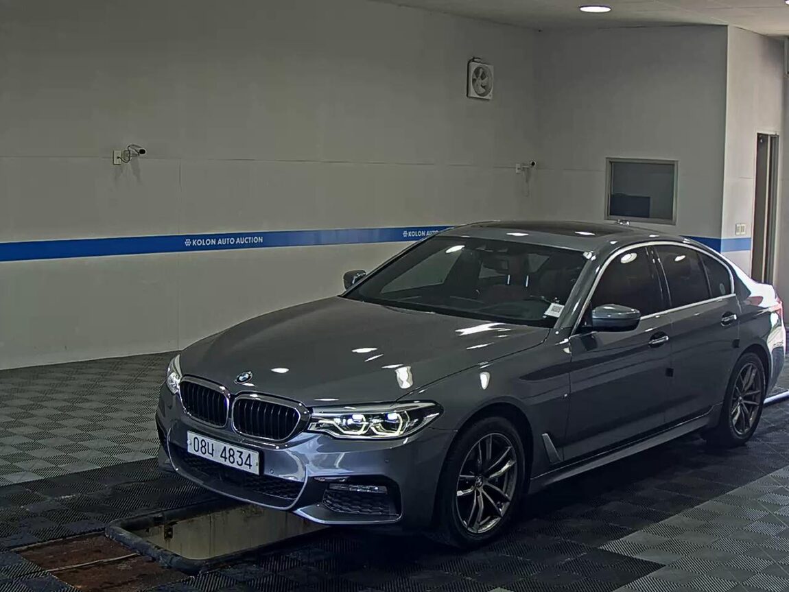 BMW 5 SERIES (7TH GEN) 530i xDRIVE M SPORT PACK 2018 - zdjęcie 2