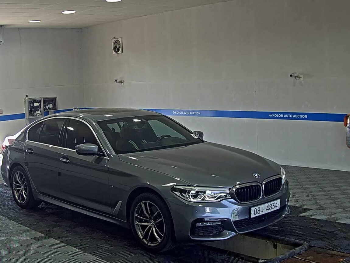 BMW 5 SERIES (7TH GEN) 530i xDRIVE M SPORT PACK 2018 - zdjęcie 3