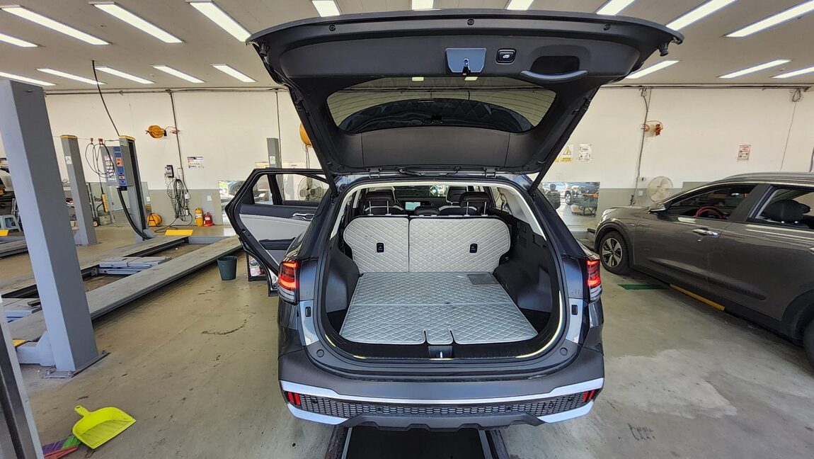 KIA THE ALL NEW SPORTAGE HYBRID 1.6 HEV SIGNATURE GRAVITY 2023 - zdjęcie 15