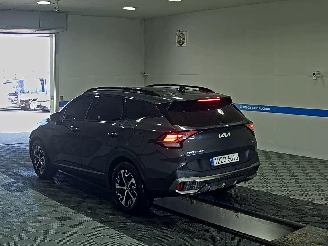 KIA THE ALL NEW SPORTAGE HYBRID 1.6 HEV SIGNATURE GRAVITY 2023 - zdjęcie 6