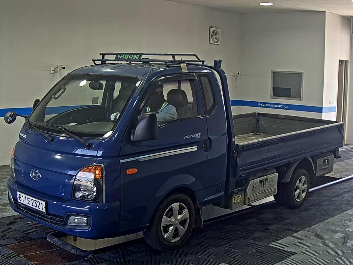 HYUNDAI PORTER II CRDi SUPER CAB EXTRA LONG WHEELBASE SUPER 2013 - zdjęcie 2