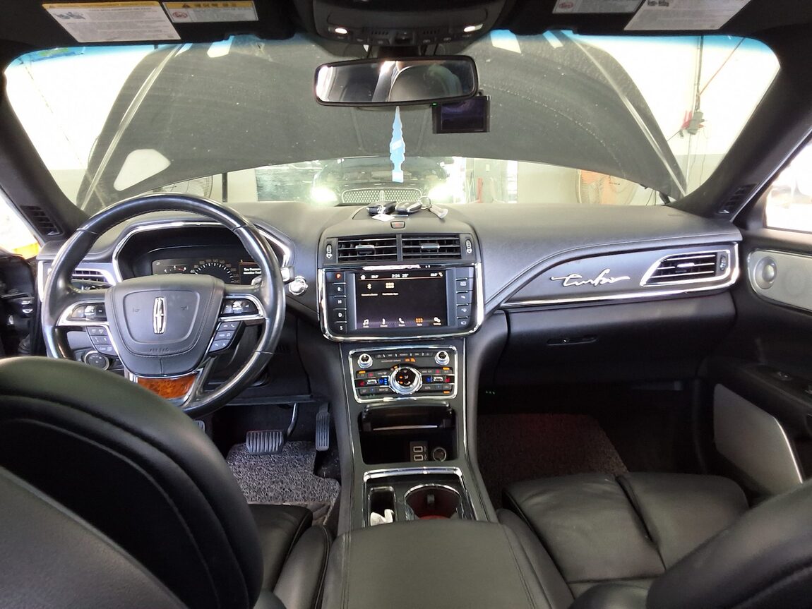 LINCOLN CONTINENTAL 3.0 GTDI AWD RESERVE 2017 - zdjęcie 11