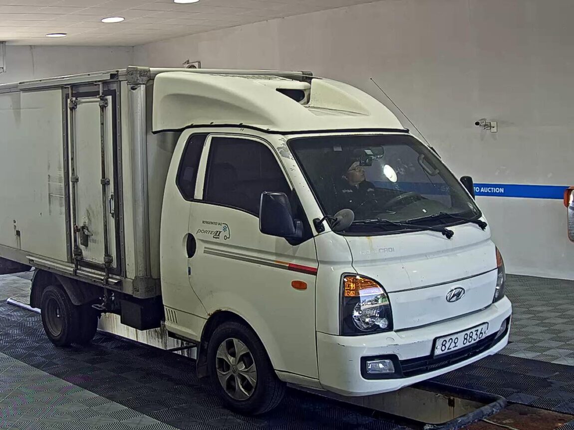 HYUNDAI PORTER II FREEZER BOX TRUCK SUPER CAB TWIN COMPRESSOR 2016 - zdjęcie 3