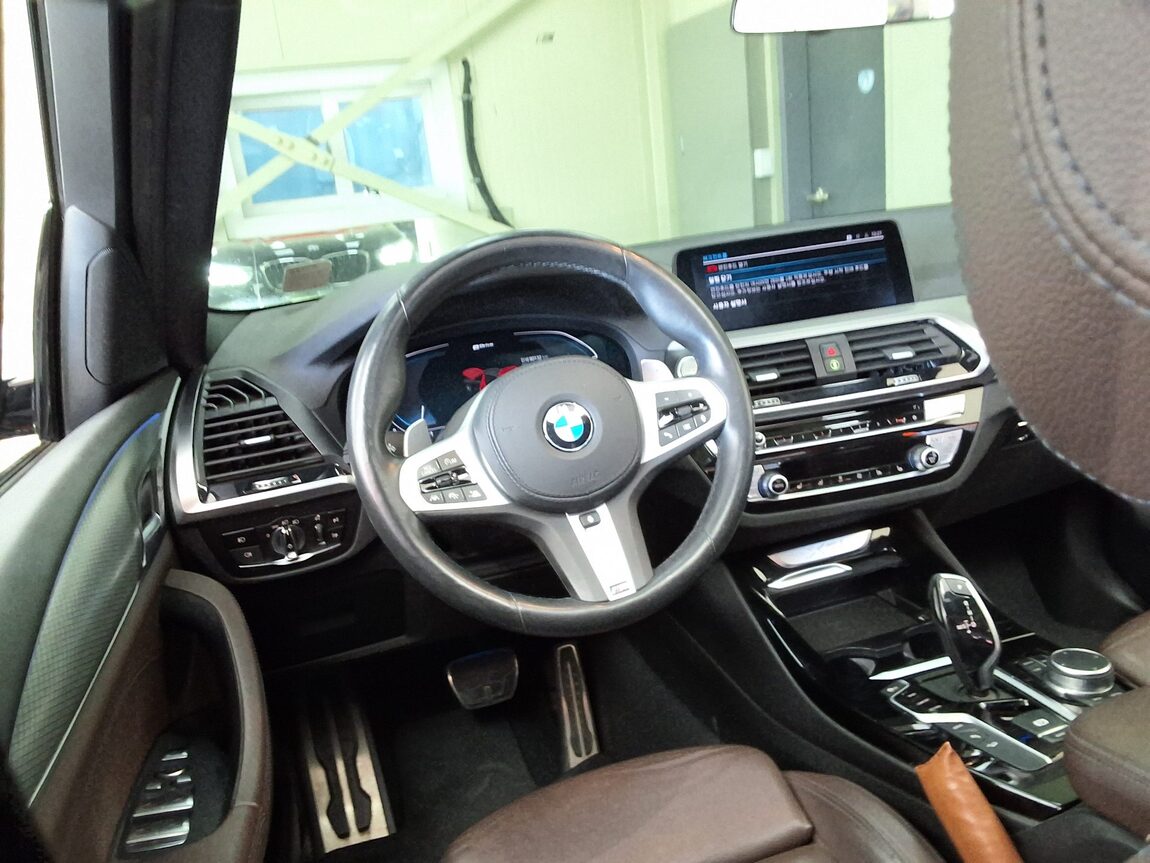 BMW X3 (3RD GEN) 30e xDRIVE M SPORT 2021 - zdjęcie 12