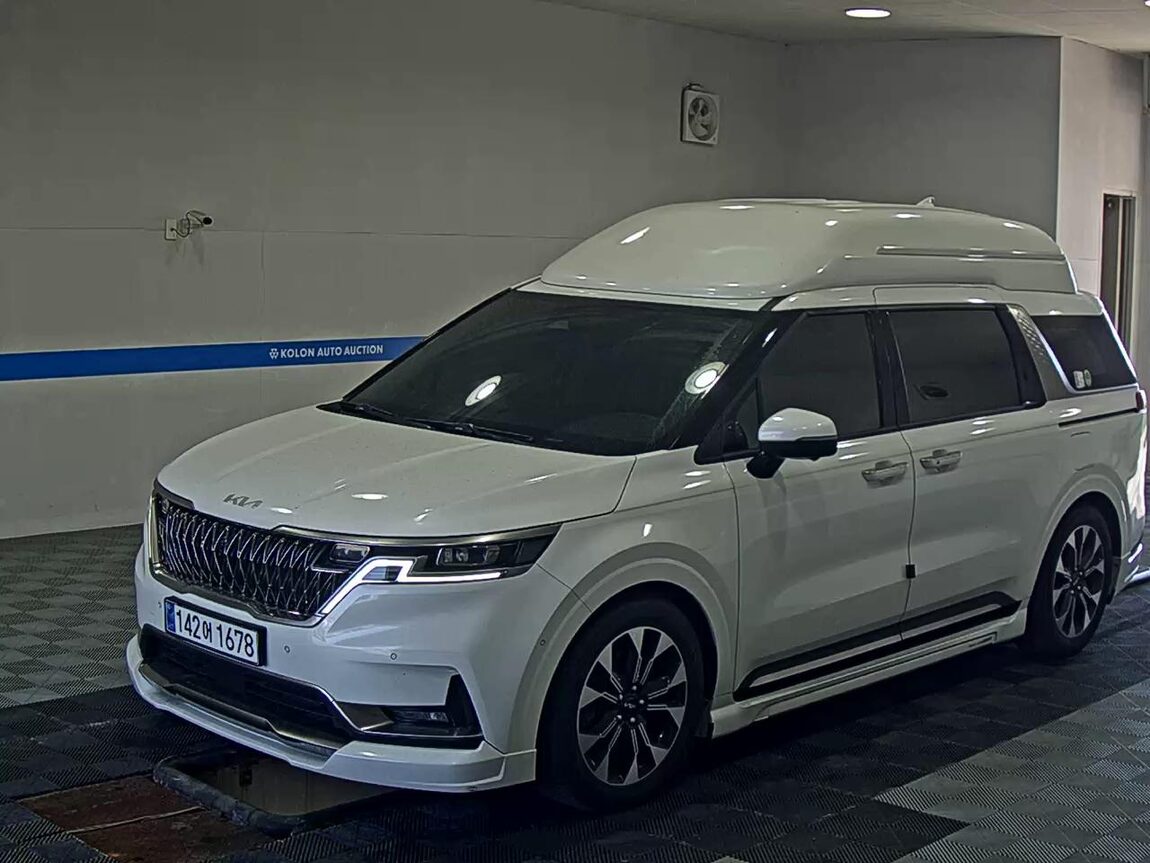 KIA NEW CARNIVAL (KA4) HI-LIMOUSINE SPECIAL BODY LM 2023 - zdjęcie 2