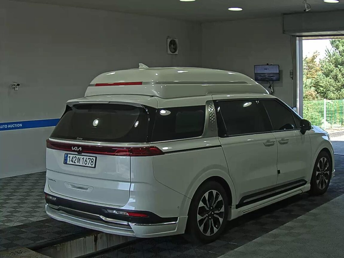 KIA NEW CARNIVAL (KA4) HI-LIMOUSINE SPECIAL BODY LM 2023 - zdjęcie 5