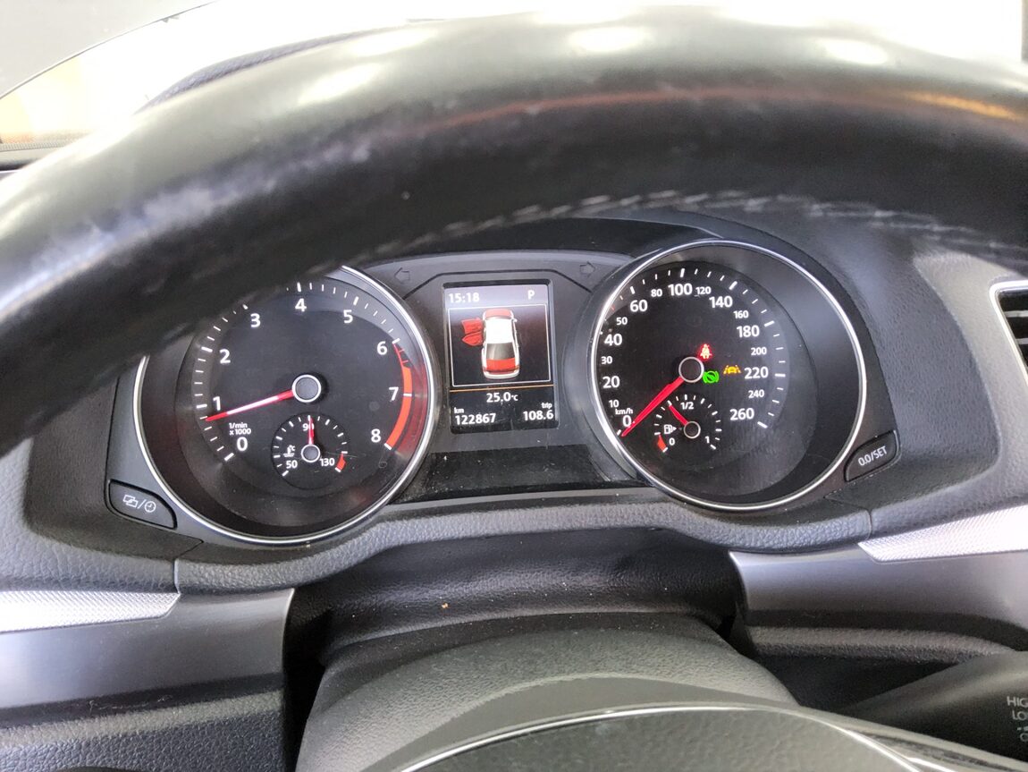 VOLKSWAGEN THE NEW PASSAT (7TH GEN) 1.8 TSI R LINE 2016 - zdjęcie 9