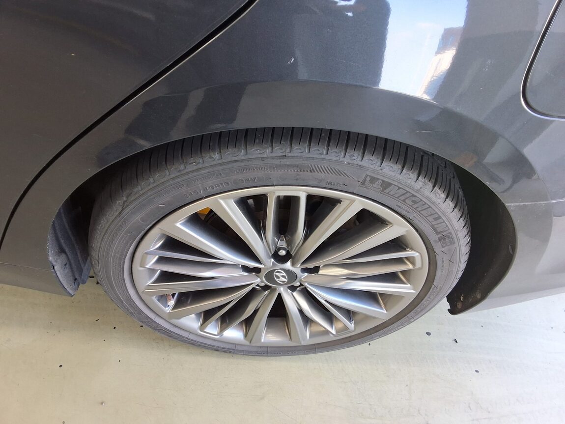 HYUNDAI GRANDEUR IG 3.0 GDi EXCLUSIVE SPECIAL 2017 - zdjęcie 24