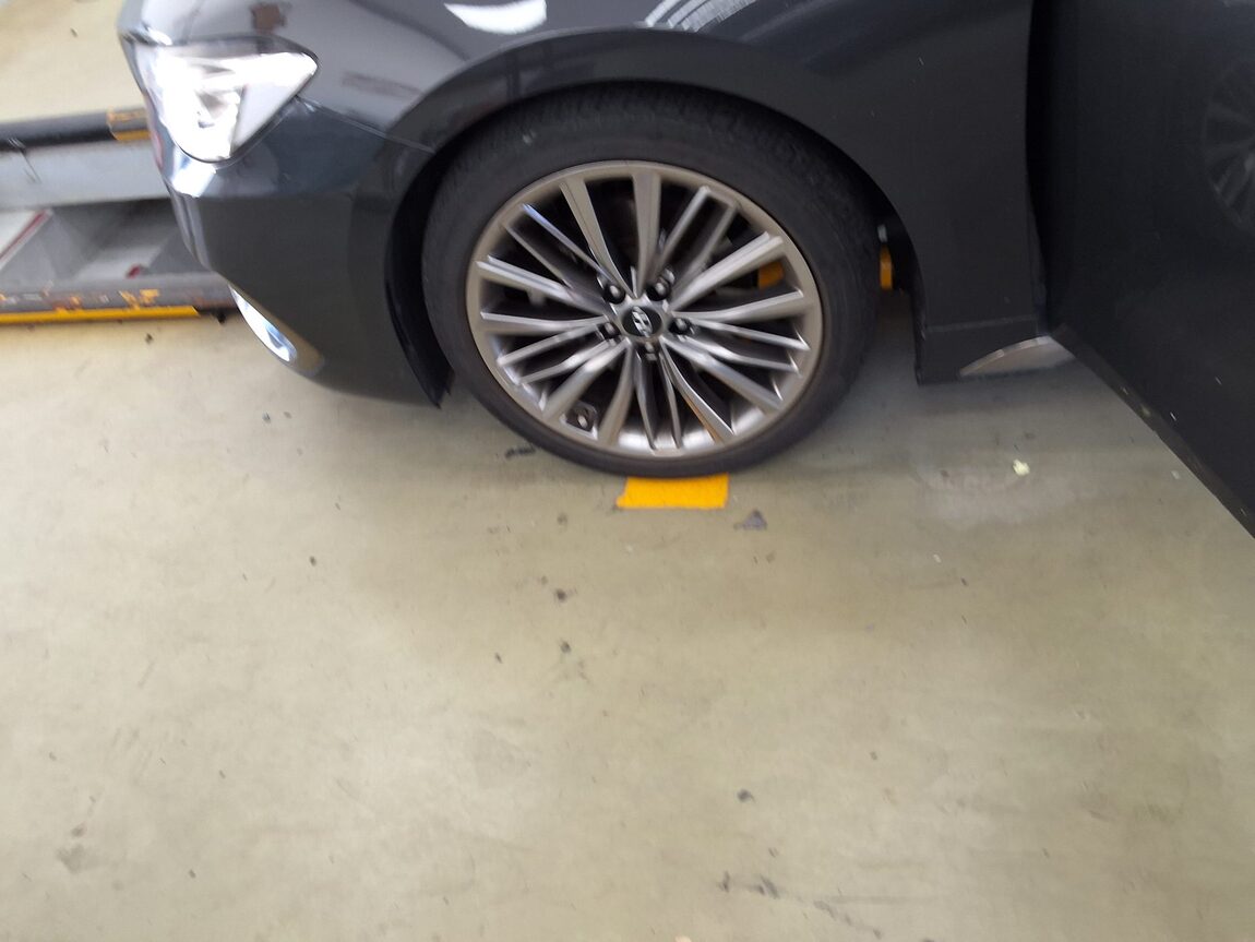 HYUNDAI GRANDEUR IG 3.0 GDi EXCLUSIVE SPECIAL 2017 - zdjęcie 23