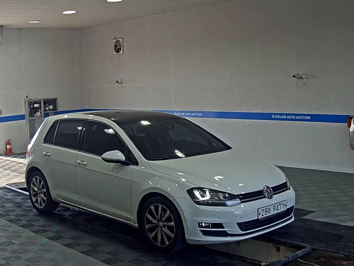 VOLKSWAGEN GOLF (7TH GEN) 2.0 TDI 2013 - zdjęcie 3