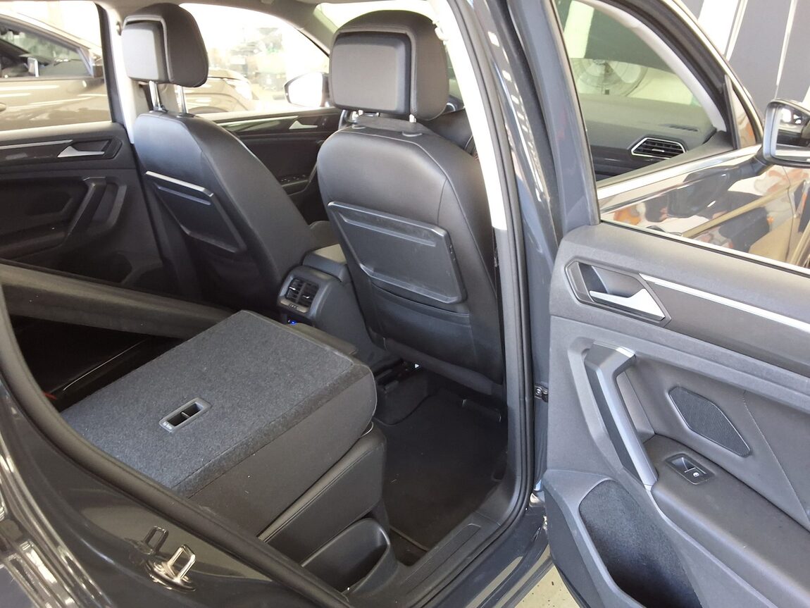 VOLKSWAGEN TIGUAN (2ND GEN) 2.0 TDI PRESTIGE 2020 - zdjęcie 13