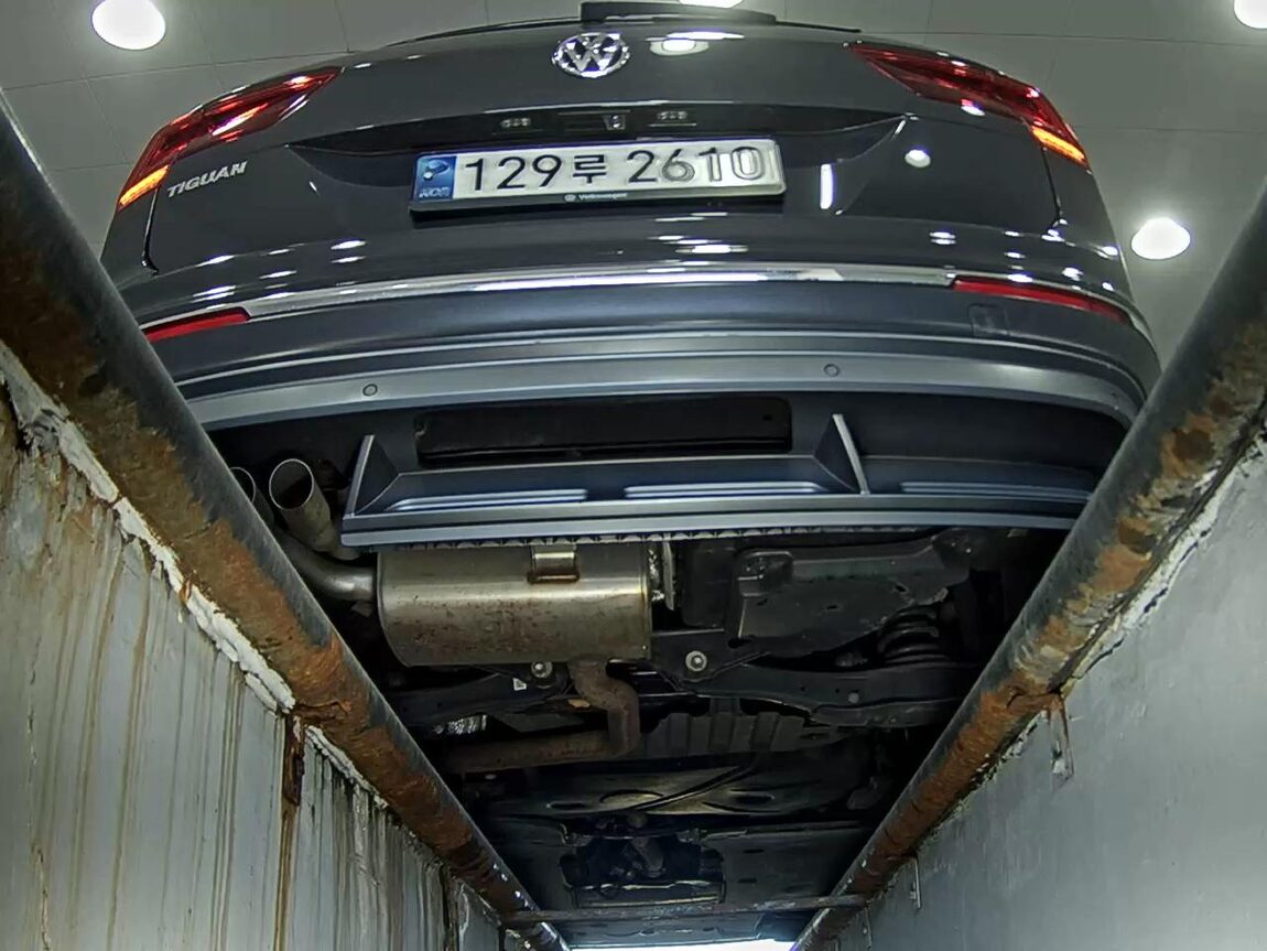 VOLKSWAGEN TIGUAN (2ND GEN) 2.0 TDI PRESTIGE 2020 - zdjęcie 8