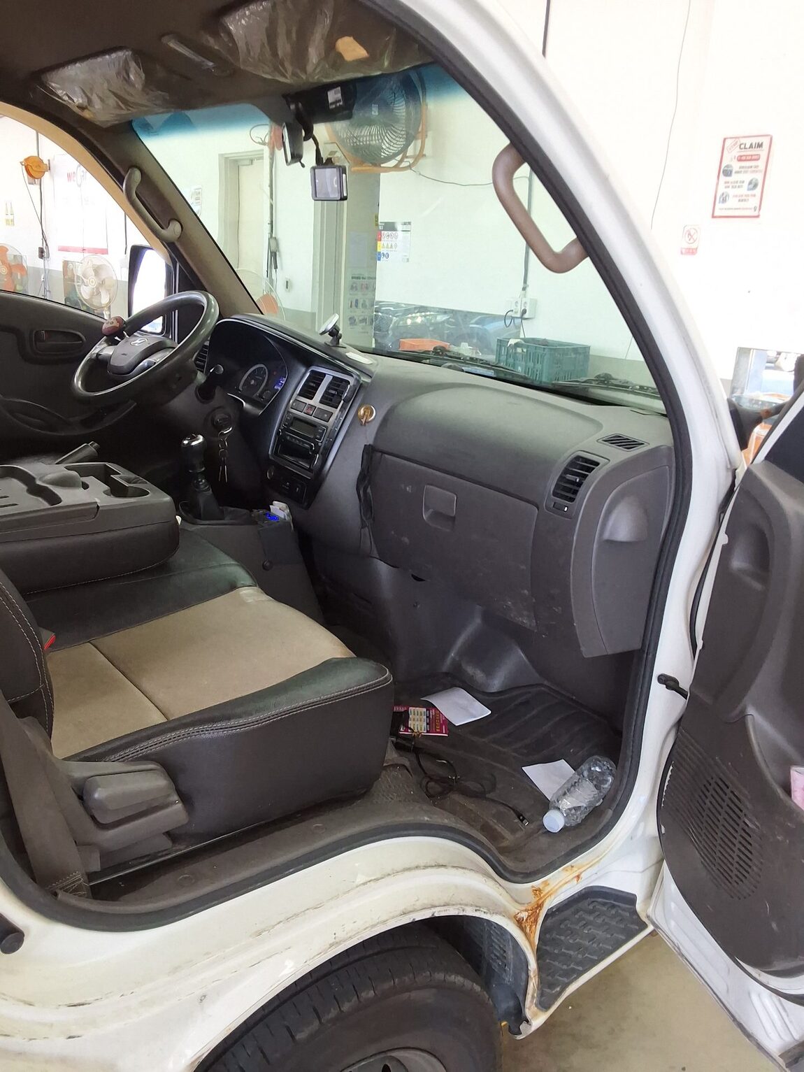 HYUNDAI PORTER II REFRIGERATED BOX TRUCK SUPER CAB 2018 - zdjęcie 12