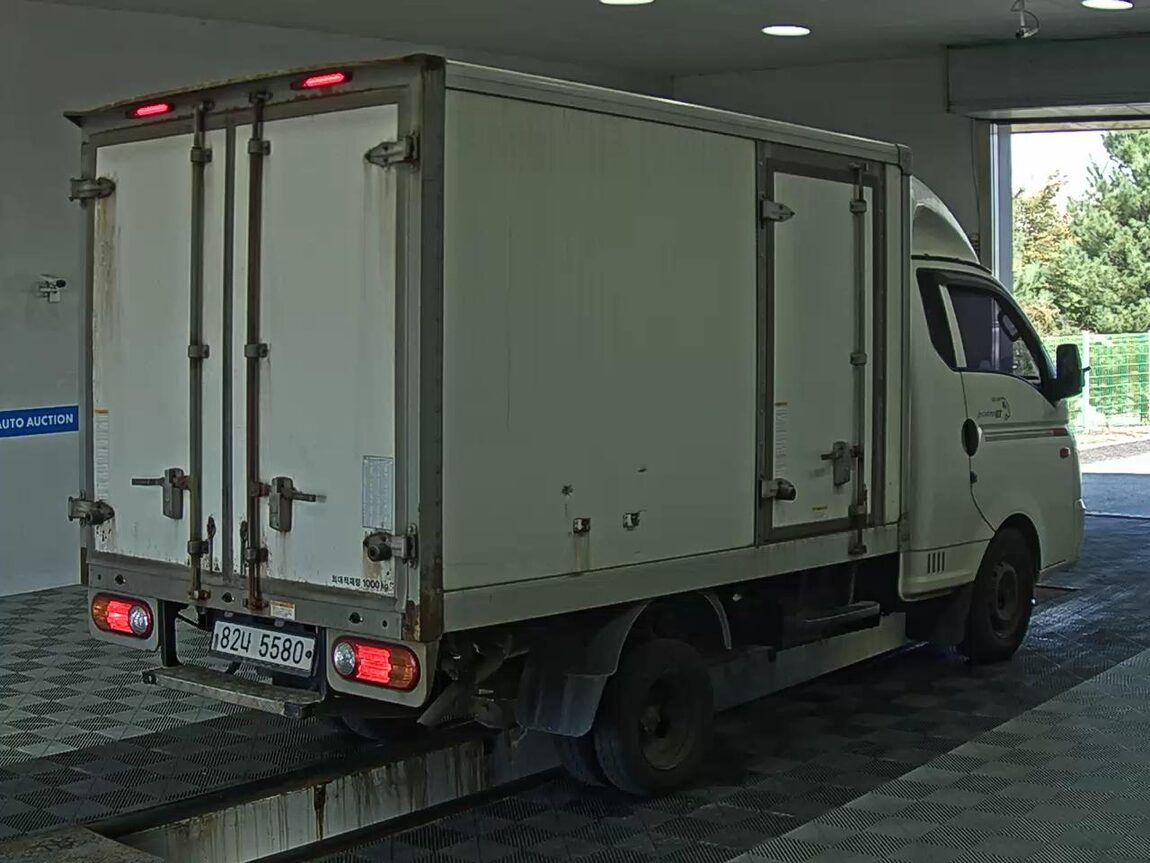 HYUNDAI PORTER II REFRIGERATED BOX TRUCK SUPER CAB 2018 - zdjęcie 5