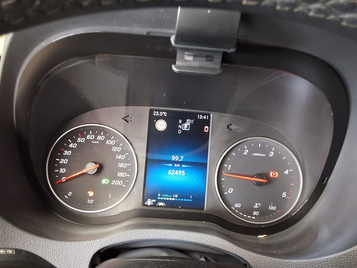 MERCEDES-BENZ SPRINTER (3RD GEN) 319 CDI BASE MODEL 2022 - zdjęcie 10