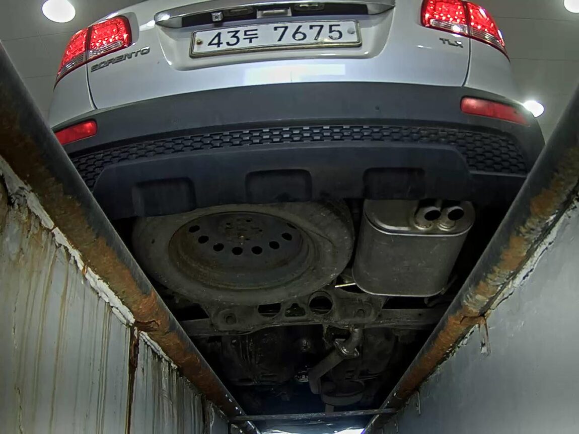 KIA SORENTO R DIESEL 2.0 2WD TLX LUXURY MODEL 2011 - zdjęcie 8