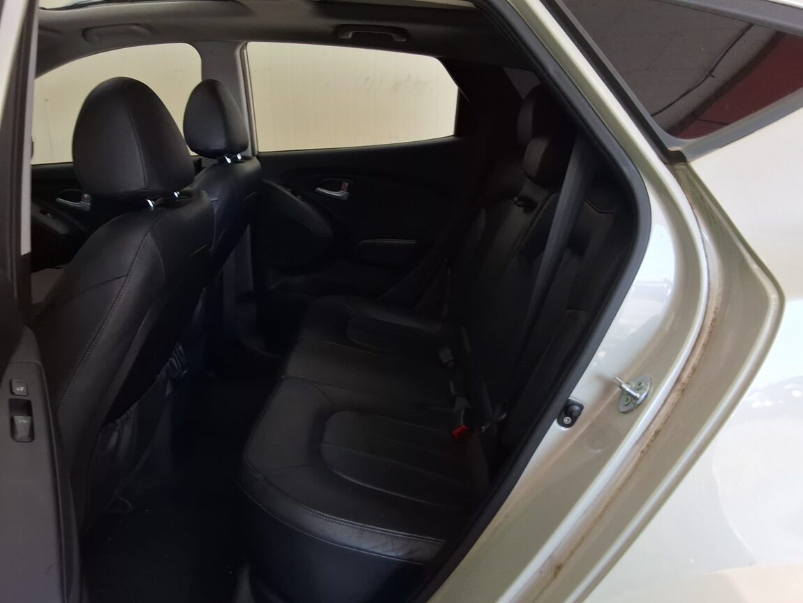 HYUNDAI NEW TUCSON ix DIESEL R2.0 2WD PREMIUM 2014 - zdjęcie 13